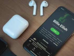 Spotify sotto attacco: milioni di dati rubati