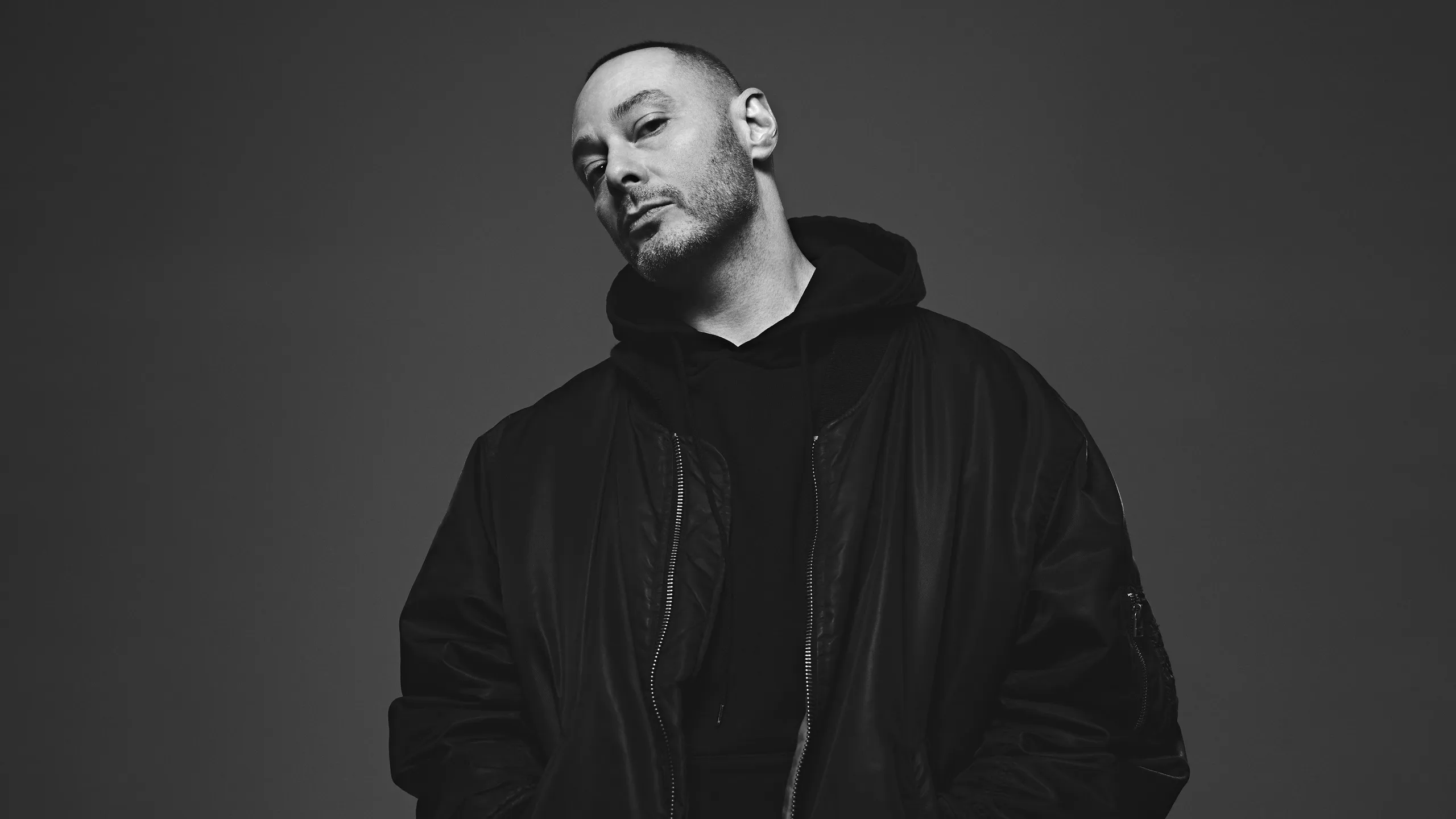 Il nuovo album di Fabri Fibra uscirà a giugno