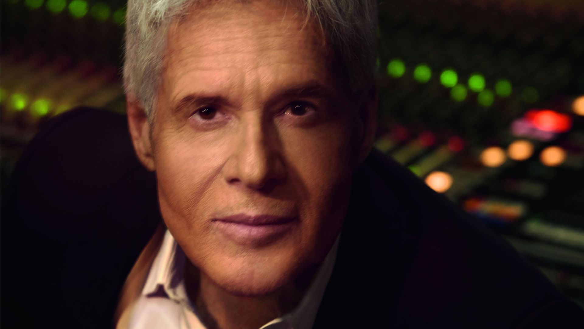Claudio Baglioni: «‘La vita è adesso’ doveva chiamarsi ‘Un bar sulla città’»