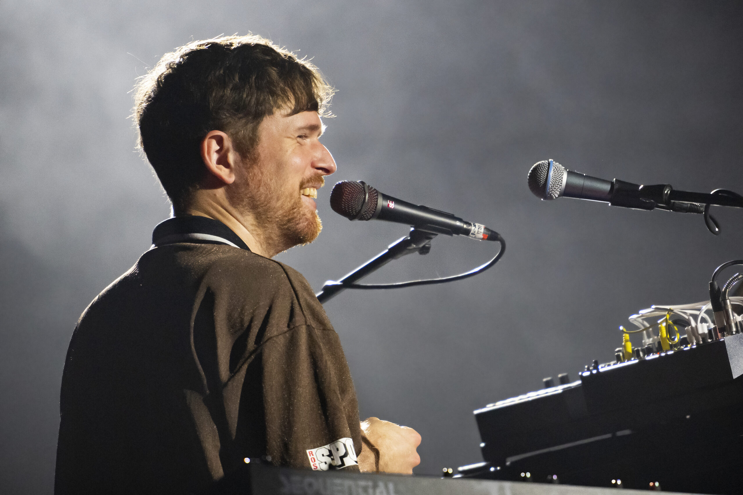 La magia di James Blake alle OGR di Torino: come unire uno show intimo con un rave 