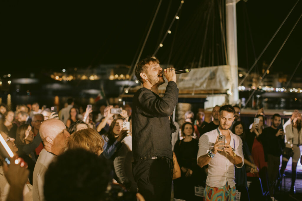 La stella di Lucio Dalla ha illuminato la serata finale di Porto Rubino