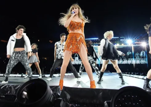 Cinque indizi per cui Taylor Swift potrebbe essere l’headliner del Super Bowl 2026