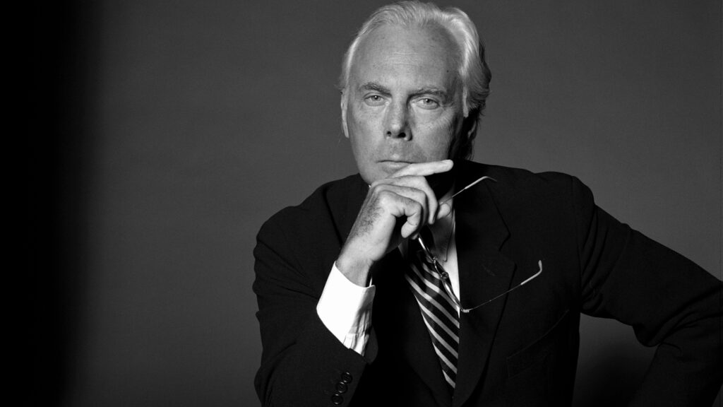 Giorgio Armani è morto, aveva 91 anni
