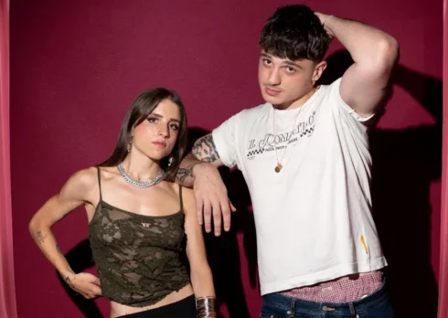 Angelina Mango torna a sorpresa per cantare con Olly