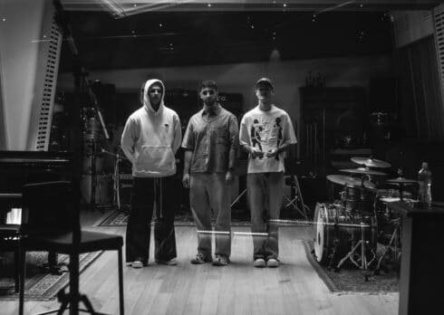 Room 9: «La musica ha bisogno di tempo, non di pressione dell’industria»