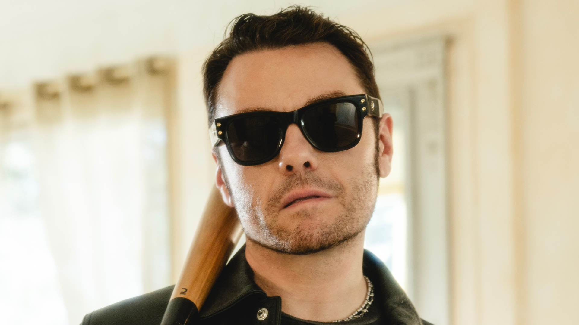 Tiziano Ferro apre le porte del suo “Cuore Rotto”