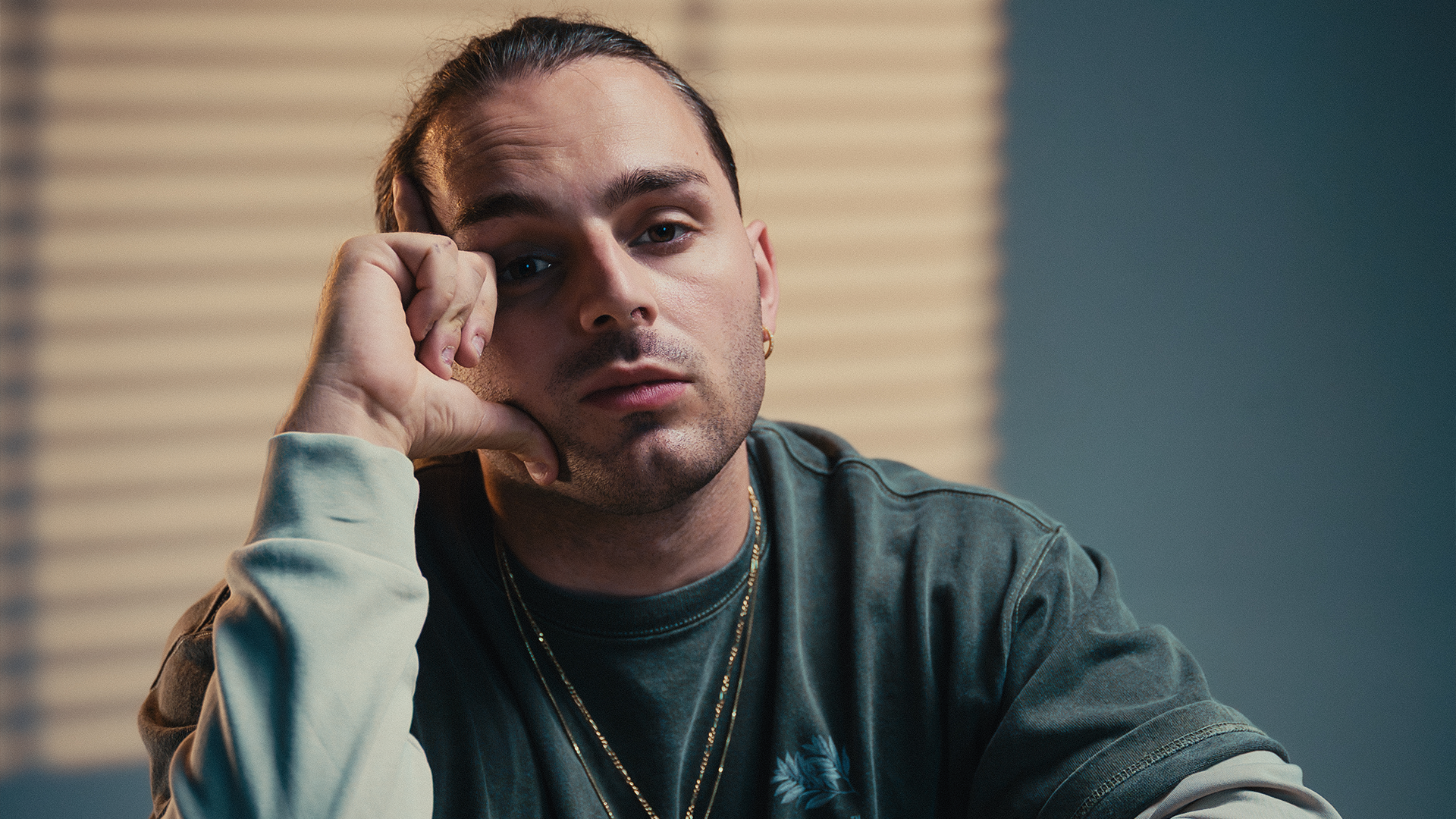 Ernia: “Avevo un album già pronto l’anno scorso ma l’ho buttato e ho ricominciato”