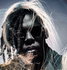 Flying Lotus vola alto