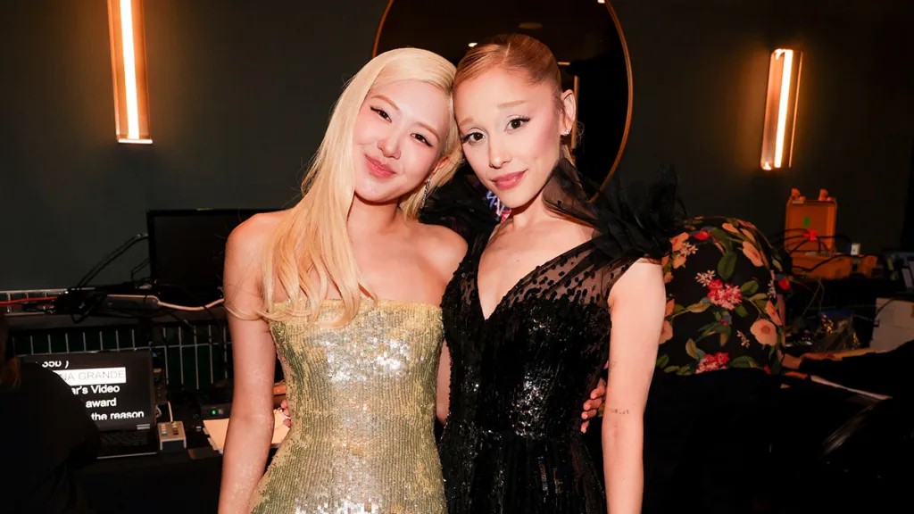 La paura di ROSÉ e il papà di Ariana Grande: i discorsi dei VMAs 2025