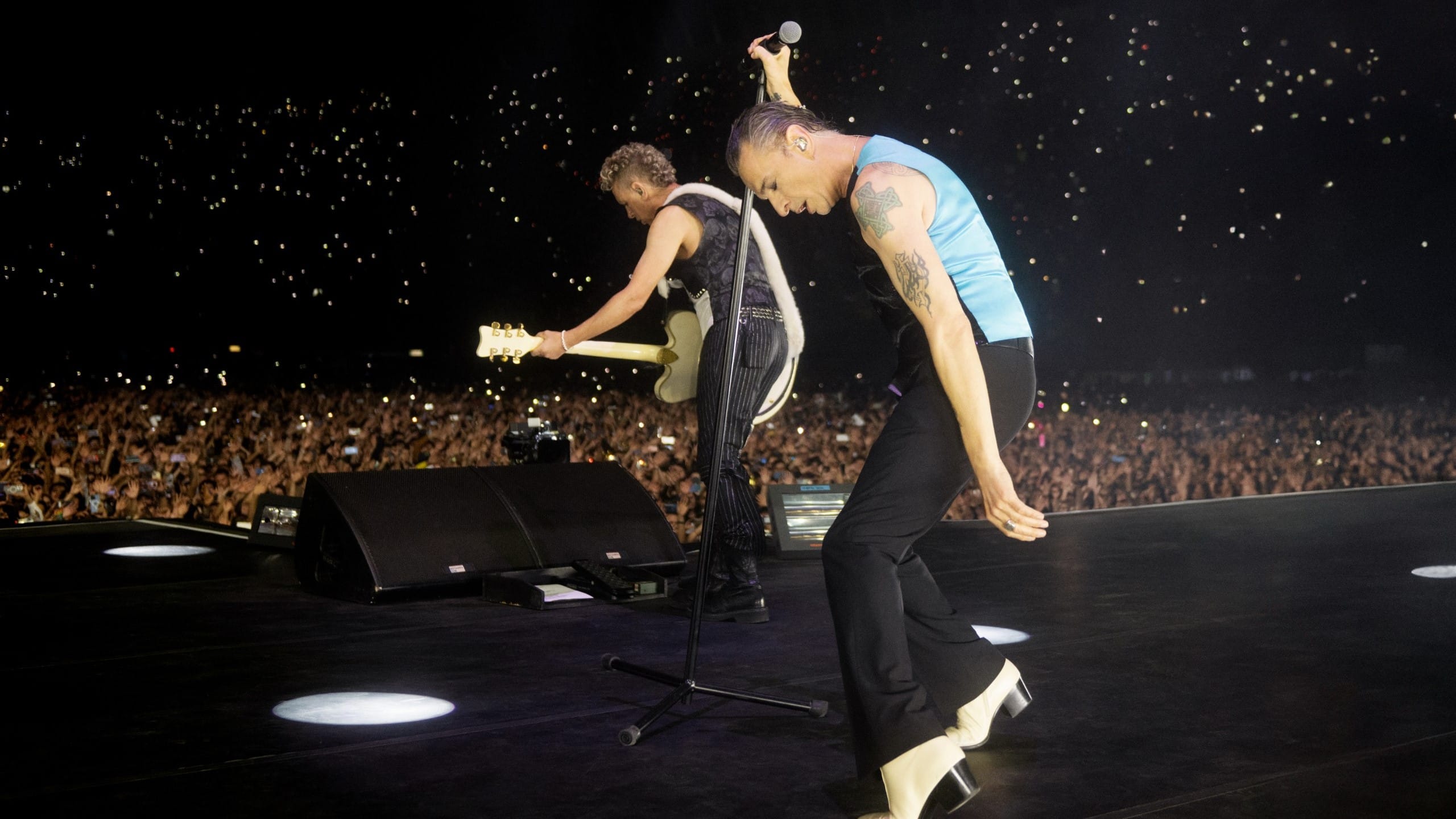 “Depeche Mode: M” non è solo un live, ma una riflessione sulla morte