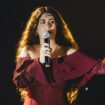 Conferme, aspettative (troppo) alte e un’occasione persa: il primo live di X Factor 2025