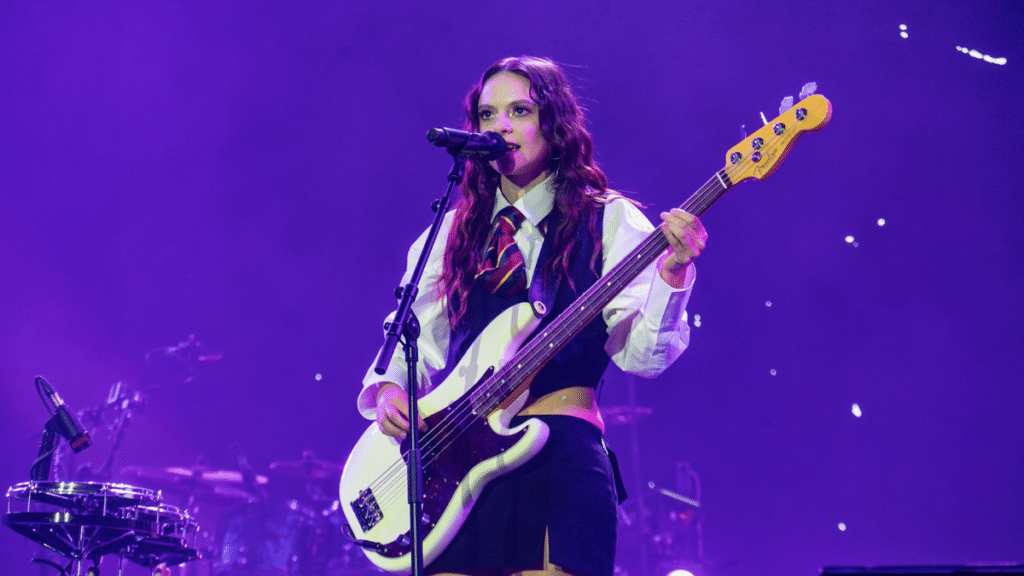 Dal “fango” all’Arena di Verona, Francesca Michielin riparte da Francesca e ci ricorda il bello di essere fragili