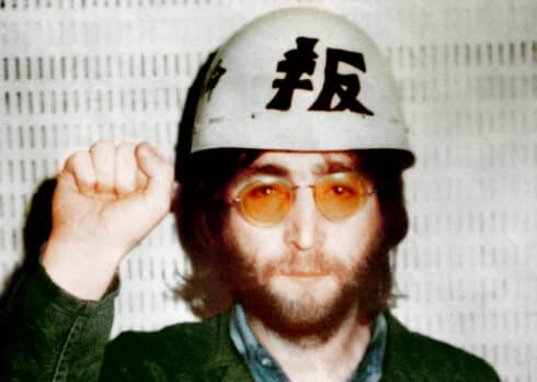 John Lennon avrebbe 85 anni: 5 cose da sapere sull’anima politica dei Beatles