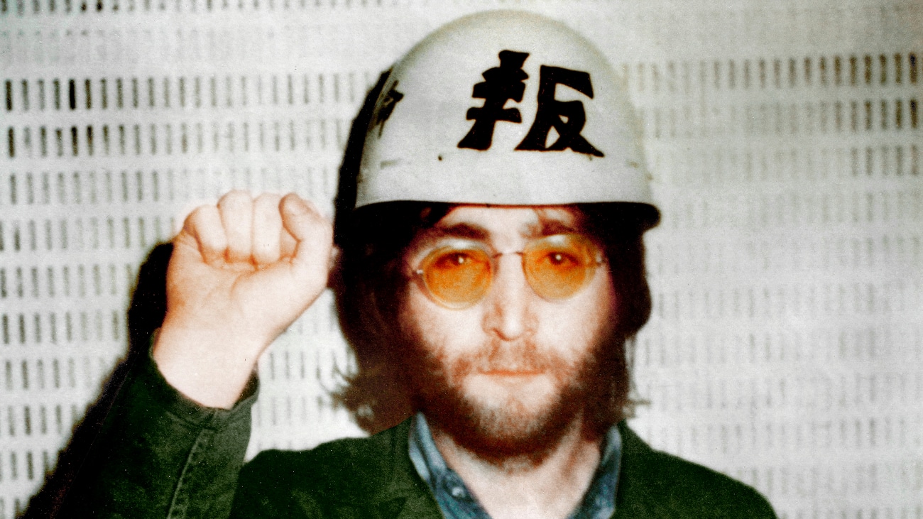 John Lennon avrebbe 85 anni: 5 cose da sapere sull’anima politica dei Beatles