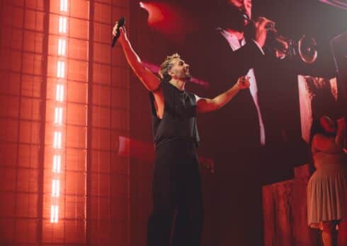 Marco Mengoni all’Unipol Forum porta il potere di (ri)scoprirsi umani