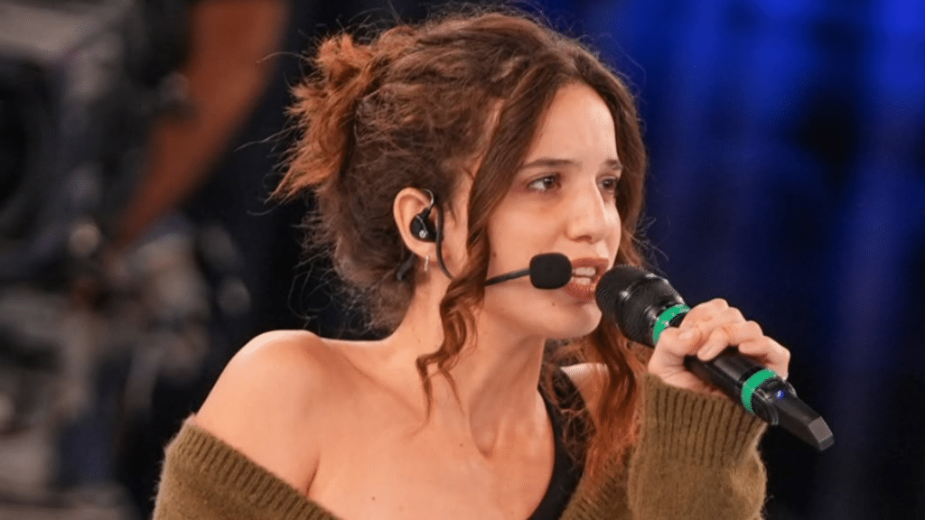 Amici 2025, Penelope lascia la scuola