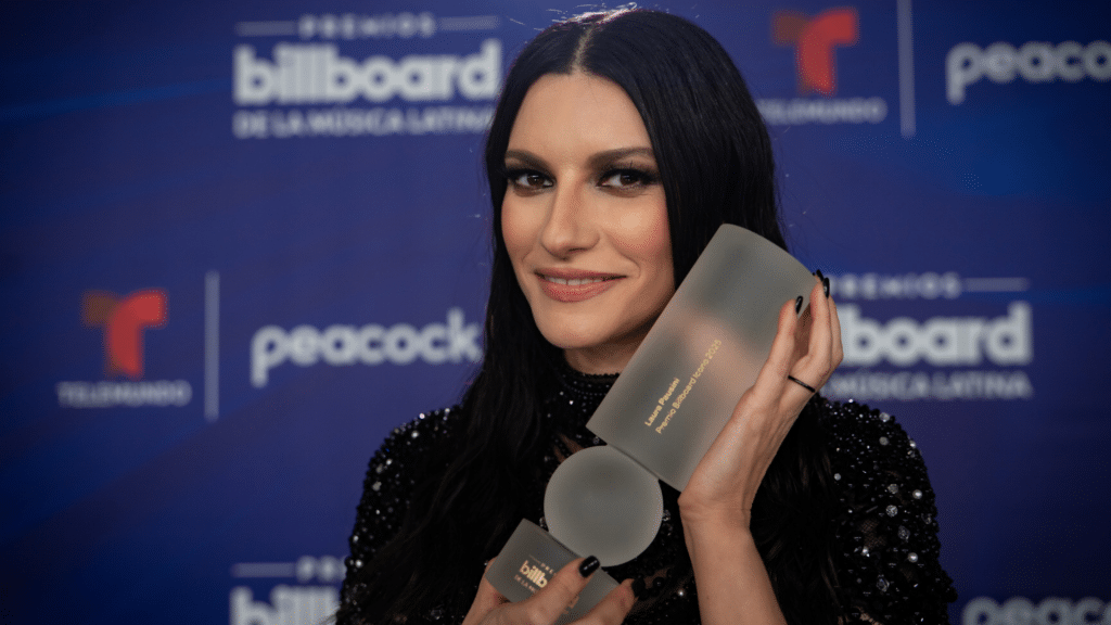 Laura Pausini ai Billboard Latin Music Awards: «Sentirmi latina è un privilegio»