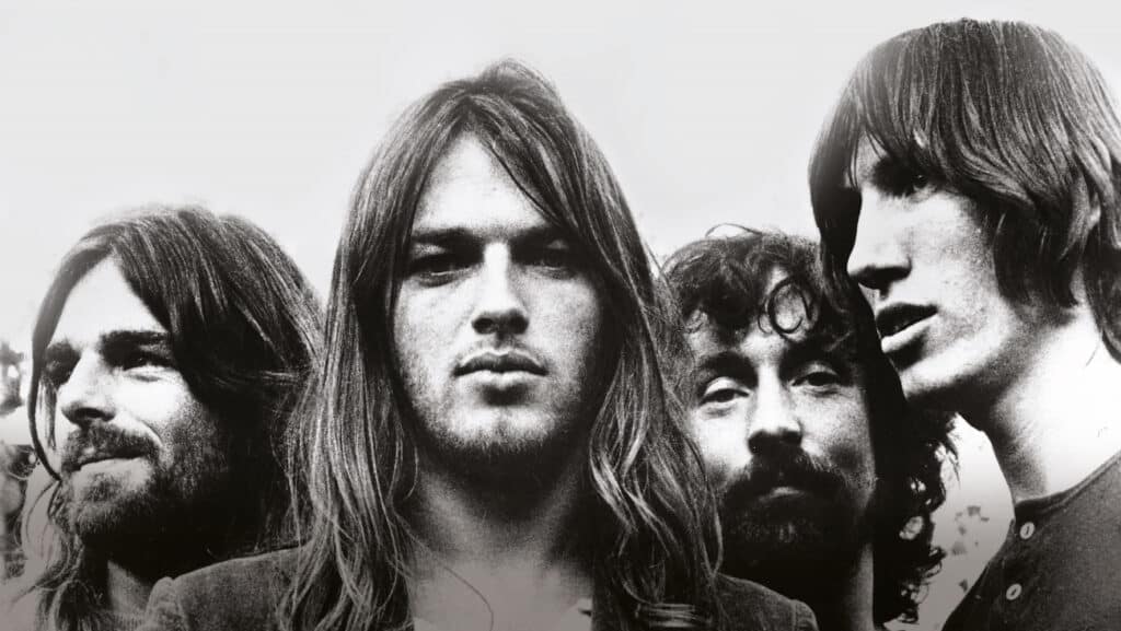 Quando i giovani Pink Floyd dormirono (e fumarono) a casa di Alice Cooper