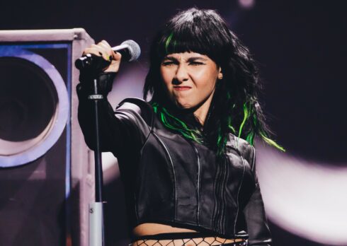 rob: «Dopo X Factor voglio cantare in inglese. Il sogno? Duettare con Avril Lavigne»