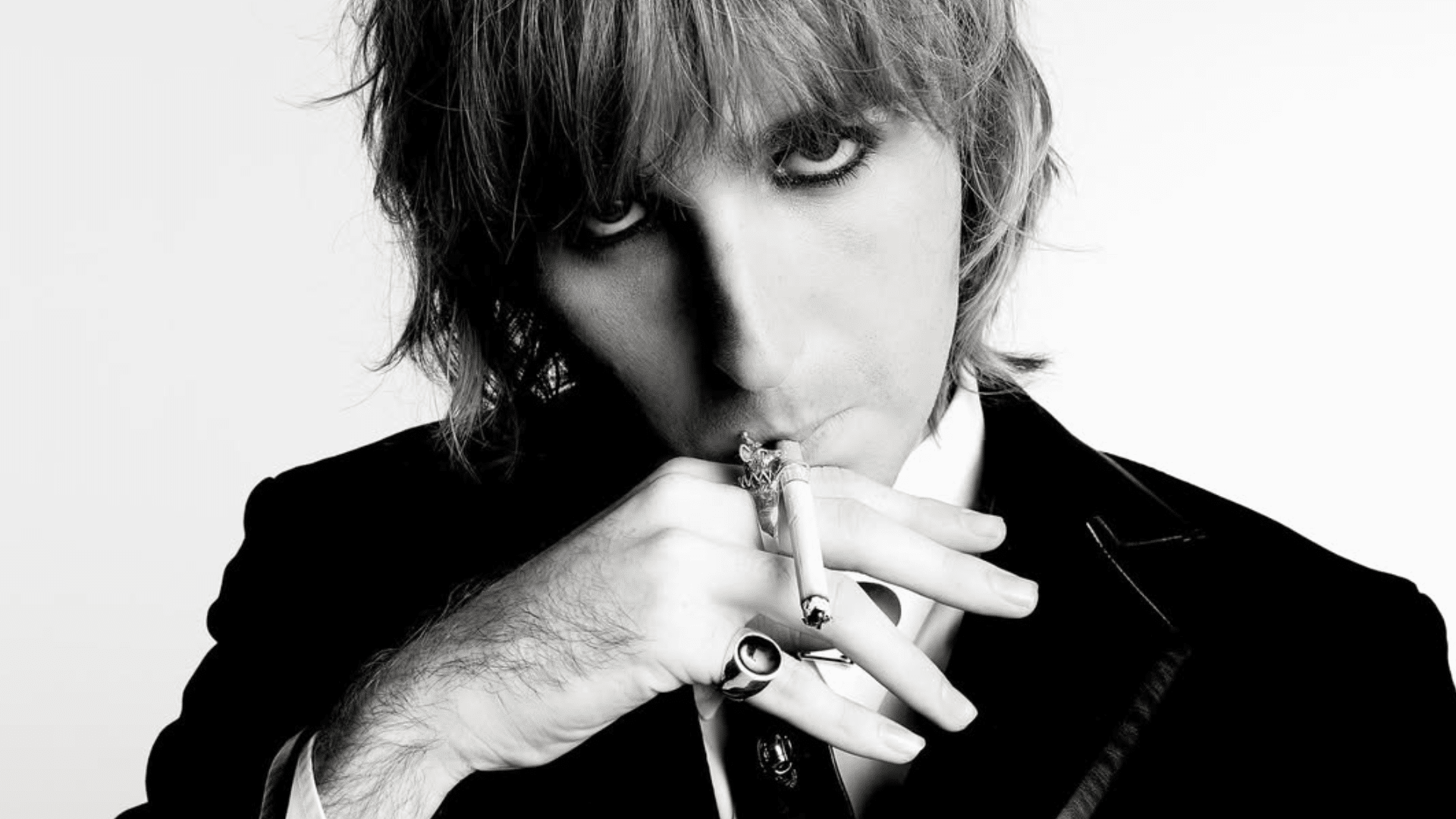 Thomas Raggi ha annunciato il suo album solista “Masquerade”