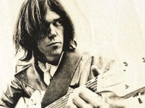 Neil Young compie 80 anni: 5 cose da sapere sul rocker canadese