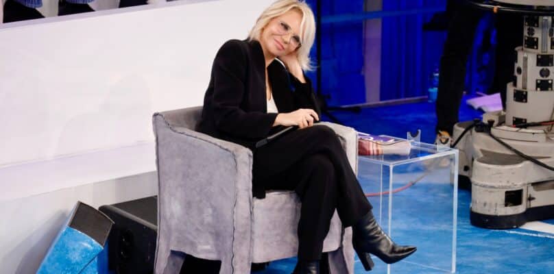 Amici 2025: Lorenzo e Elena confermano i loro posti e Giorgia debutta per il ballo