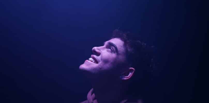 Guarda in anteprima il video di “Viola” di Frasa