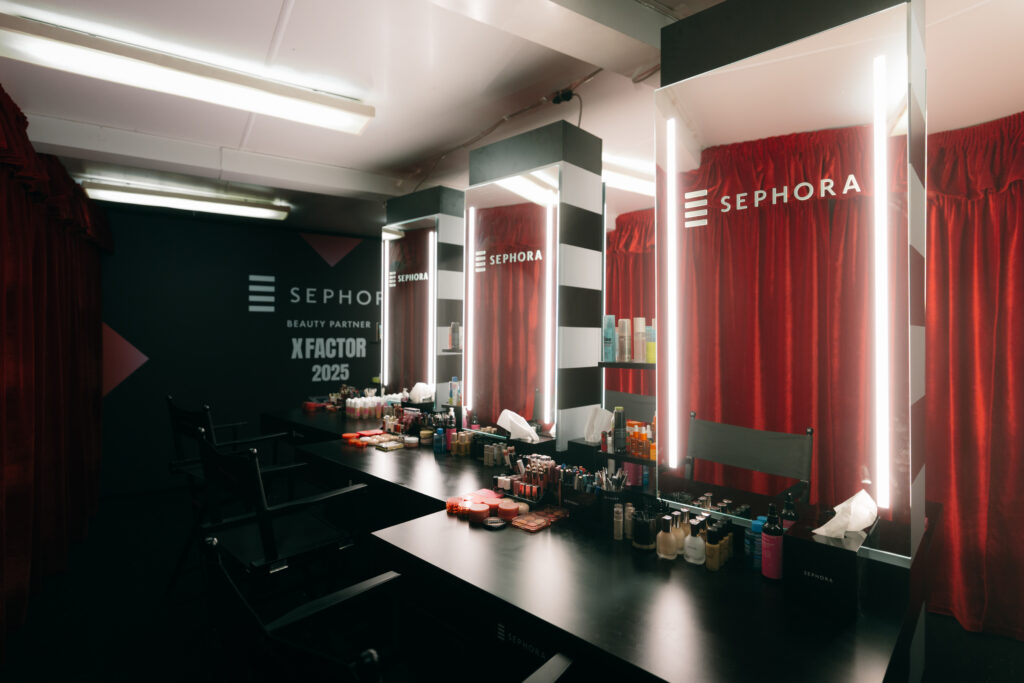 Rifarsi il look ad X Factor con Sephora: il make-up a ritmo di musica