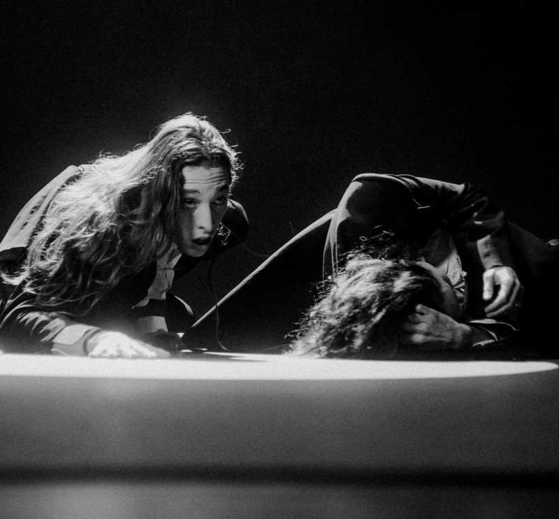 Karakaz - Asia Argento - Attrici Attori Feroci Motori - 5