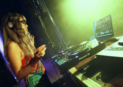 La città non ti vuole: viaggio nelle serate cumbia di Milano