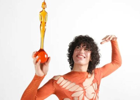 La cruda dolcezza di Jacob Alon conquista i BRIT Awards: alla scoperta del cantautore scozzese