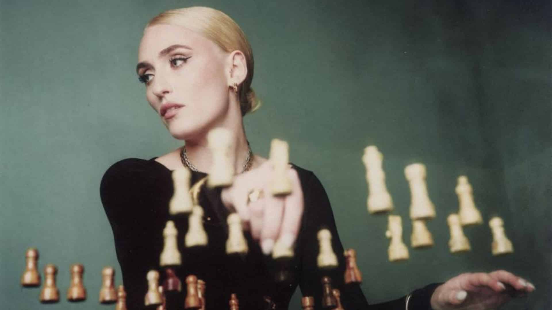 Mara Sattei svela la tracklist e i featuring del suo nuovo album 