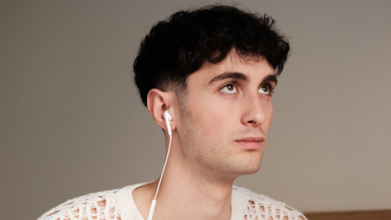 “Viscerale”: ascolta in anteprima l’EP d’esordio di Mocci