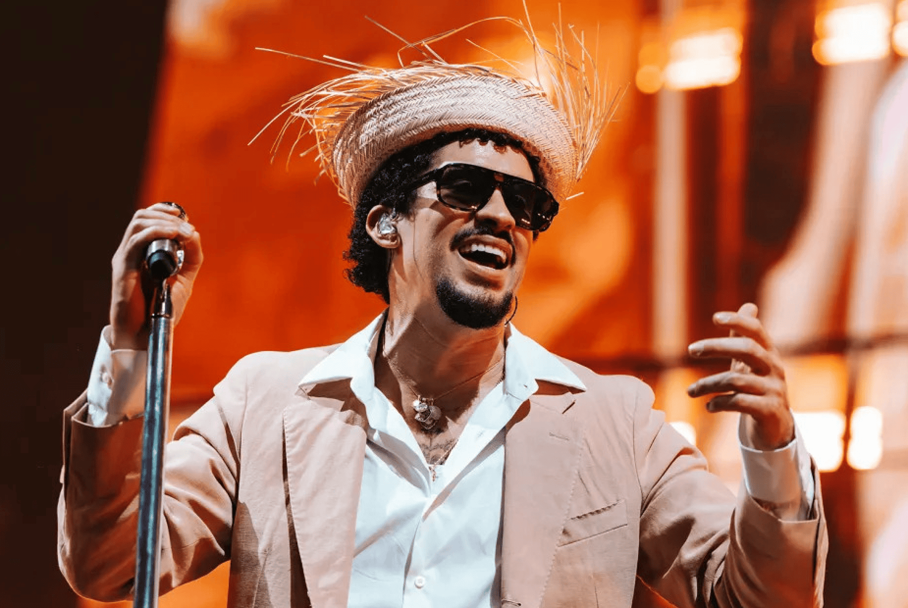 Con il nuovo tour mondiale Bad Bunny ha battuto Shakira, Karol G e anche se stesso