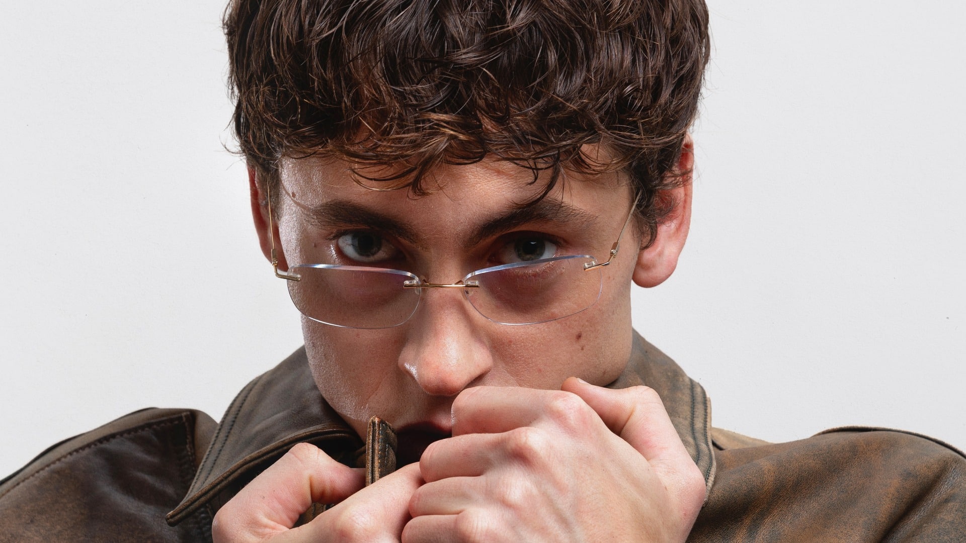 Il 27 febbraio esce“NON GUARDARE + GIÙ” , la versione deluxe dell’ultimo album di Tredici Pietro