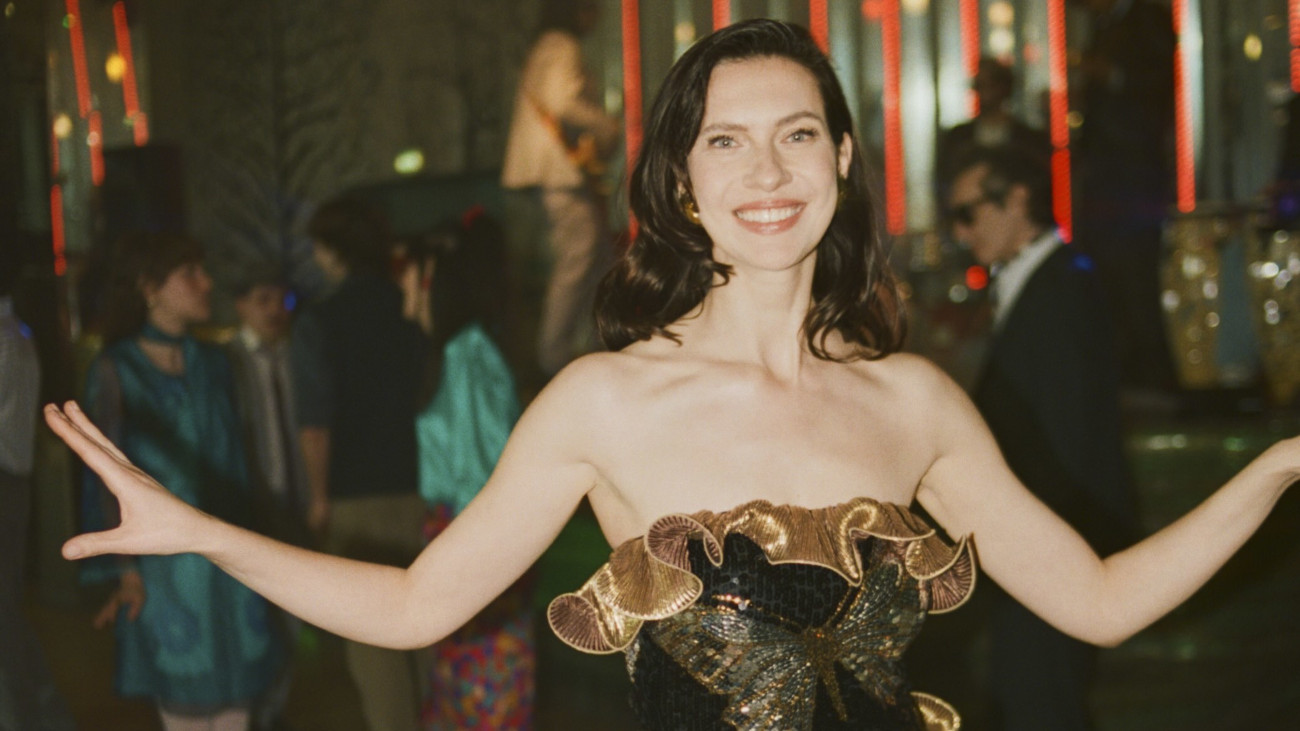 Guarda in anteprima il video di “Dove Andiamo a Ballare Questa Sera?” di Popa