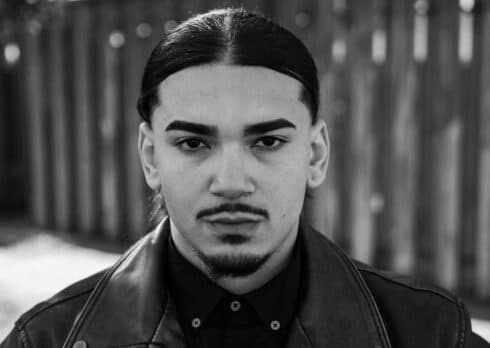 Chi è YEB, fra i protagonisti del block party di Marracash in Barona