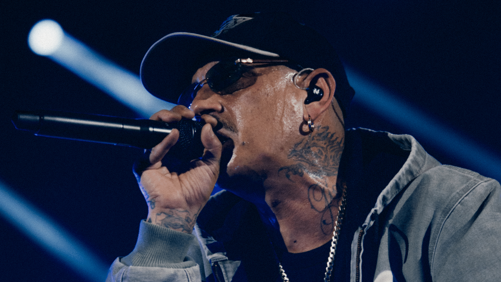 Noyz Narcos a Milano: fare un palazzetto restando una leggenda dell’underground