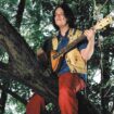 Arrivare e partire per far suonare la musica davvero: Rareș è più sincero che mai
