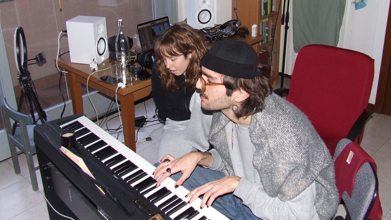 Guarda in anteprima la live session di “Morire per Te” di Susanna Biollo ft. Dimaggio
