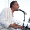 Brunori SAS all’Eolie Music Fest: quando il mare diventa parte della musica 