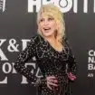 Da Harry Styles a Miley Cyrus: gli artisti continuano a celebrare Dolly Parton 