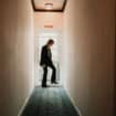 Beck ha fatto (ancora) uno splendido album acustico
