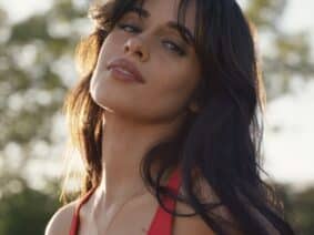 Camila Cabello è la nuova global ambassador di Tommy Hilfiger