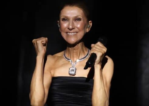 Céline Dion piange di gioia a Parigi: i 9 momenti migliori del suo ritorno