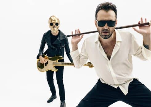 Cesare Cremonini torna con “Paparazzi”, primo singolo da “Amateur”