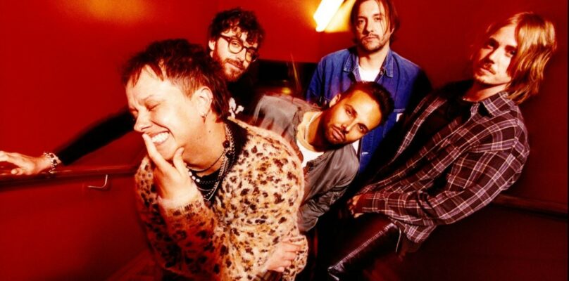 I Nothing But Thieves tornano con “Stray Dogs”, un album da e per gli outsider