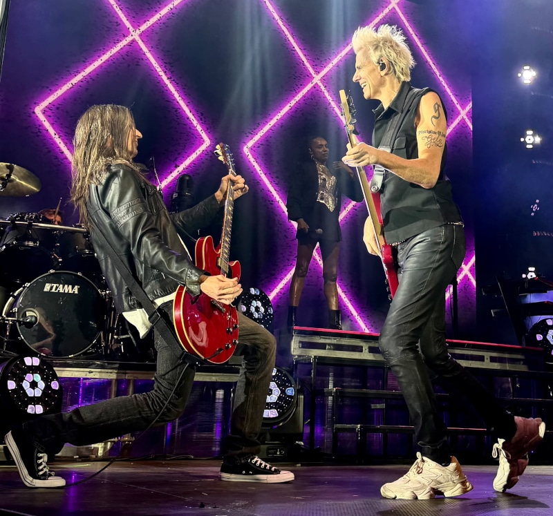 Duran Duran - Parigi - Nick Valensi - foto di Gavin Elder - 3