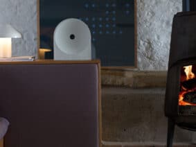 Samsung Music Studio 5: quando il design d’autore dà forma e calore al suono