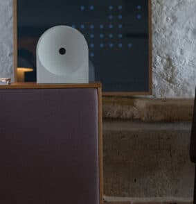 Samsung Music Studio 5: quando il design d’autore dà forma e calore al suono